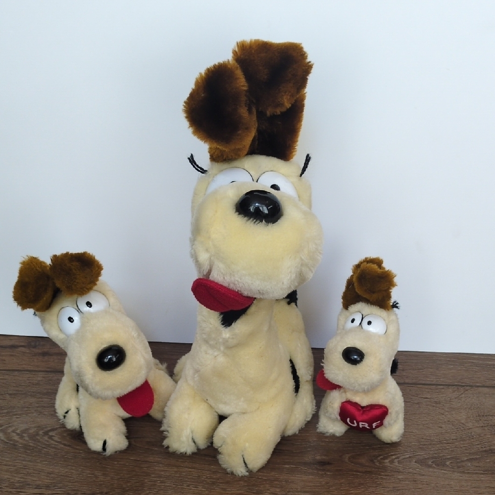 Vintage 1983 Odie the Dog from Garfield Plush Stuffed Animals Set of‎ 3 Fun Farm